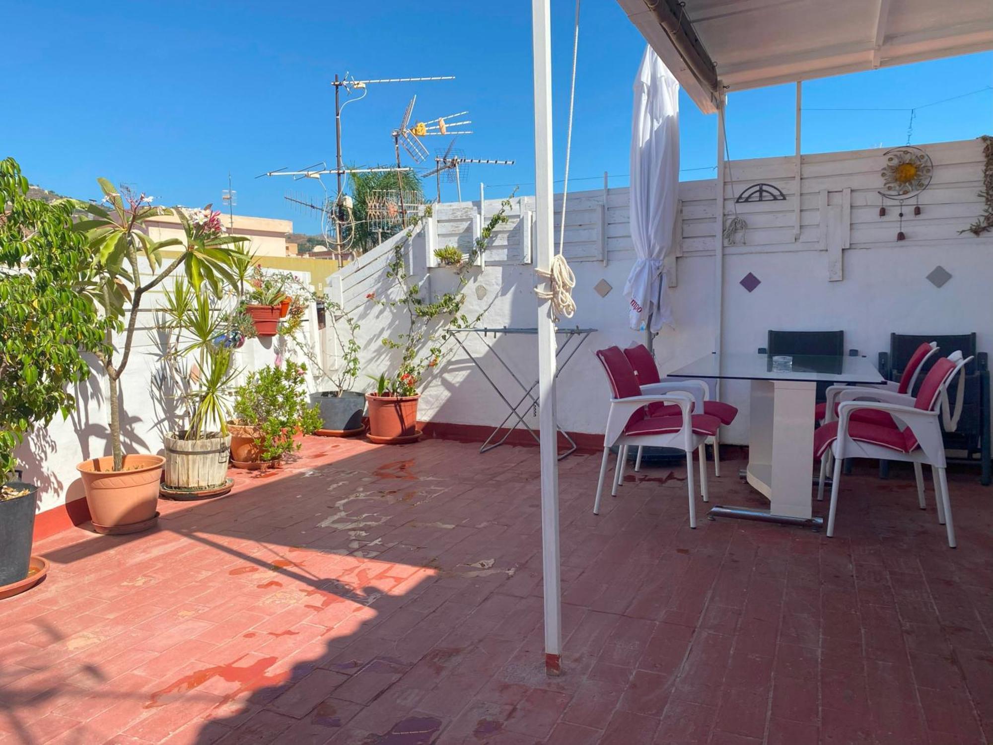 Centrico Atico Apt 100M2 Patio Almunecar Bagian luar foto